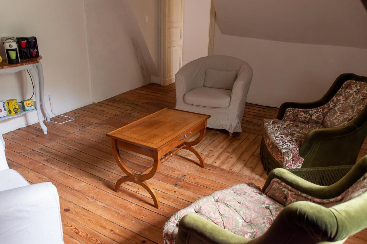Chambres D'Hotes Chateau De Saint Etienne Du Bois 外观 照片